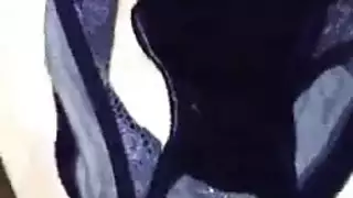 من فضلك ساعديني