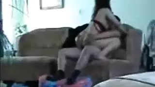 زوجها يقبضها وهي تخونه مع السمسار