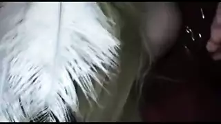 جماع جماعي في القبو ينتهي برش السائل