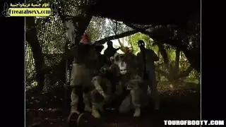 اللاتكس إذلال الجيش
