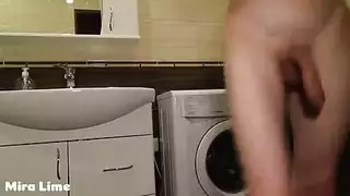 زوجة خائنة تُضاجع بشدة من قبل شقيق زوجها