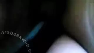 مشهد عربي إكس إكس إكس: بنت فاتحة الجلد وزب أسود كبير
