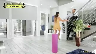 صالة اليوجا مترجم