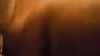 جلسة سادية: مراهقة تقيد الجدة وتحلق فرجها