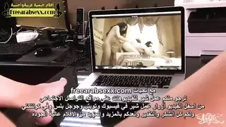 شيميل المديرة تعاقب الموظف