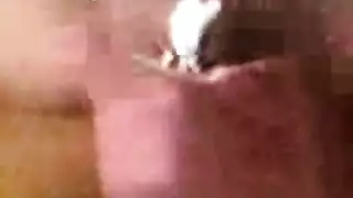 عايز ينكه وهي مش راضيه