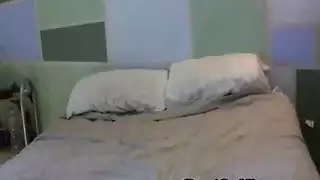 سكسي تدخل علاى ابنها