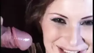 أم شقراء محرومه ونيك من الاب الاسود النياك