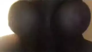 رفض الصيف الشرجي يتحول إلى استيلاء قاسي على المؤخرة