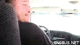 سكس جماعي مع فتاة ف الباص ياباني