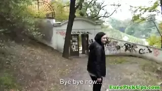 مليئة بالكامل بقضيب وحشي
