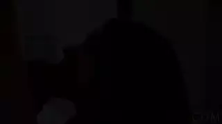 نيك وجه مكثف ولعق سائل منوي في مشهد إباحي بدائي