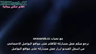 زوج خائن يحصل على جنس فموي مزدوج من خادمات الفندق