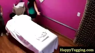 ملأها حتى الحد الأقصى بواسطة عيرانين
