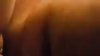فارس ملعب التزلج يأخذ لعبة كريستي ماك الجنسية في جولة