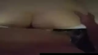 ٥ جنس شرجي في الخارج: فتاة هندية تركب بقوة بجانب المسبح