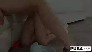ثلاث مثليات عاريات يلعقن كل شيء