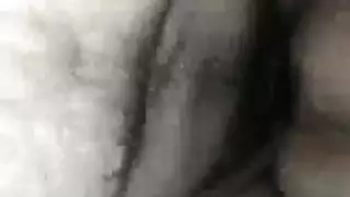 ضحكات تتحول لأنات مع هذا القضيب العملاق