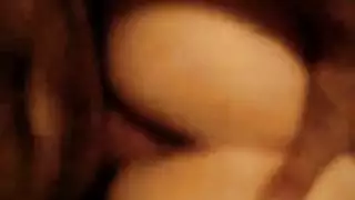فتاة شقراء تُطلق سراحها من السجن بعد أن تمزق غشاء بكارتها من قبل صديقتها