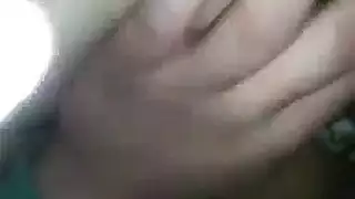 جنس عائلي محرم: أم مصرية وابنها في مشهد صريح