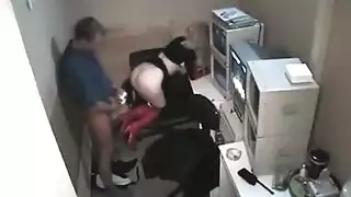 ضابط الامن ينيك السارقة
