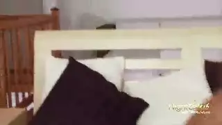 انها تريد أن يلعقها رجل من مهبل