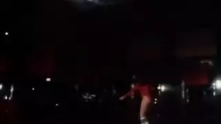 دكتوره عندها زب كهربائي