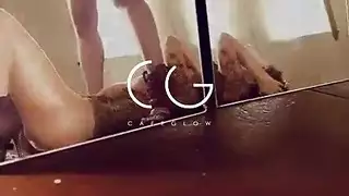 ينيك الطالبه في الفصل