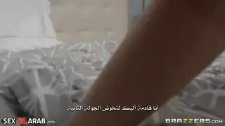 طبيب يغتصب مساعدته