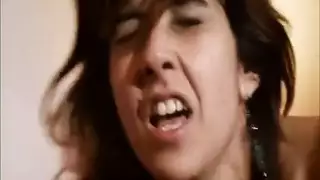 شاب ينيك رجل مسن ويمتعه اول مرة