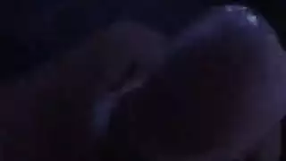 هؤلاء البنات أردن الجماع فاستأجرن متخصص أفلام إباحية