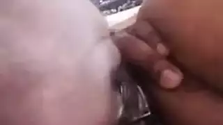 هذا الكس الضيق يتوسل لجلسة نكش عنيفة