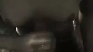 فيديو إباحي صريح لفتاة بالغة شابة