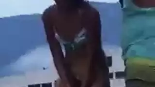 مشهد هيفاء وهبي عارية وتتمتع بدون رقابة