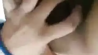 سكس فتاه جميله تجلس على وجه شاب
