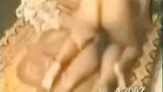 فوق السرير جميع الاوضاع