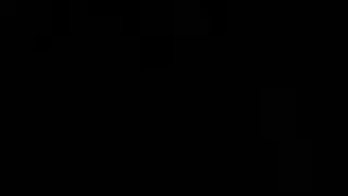 مع الاخت عل السرير منزلي
