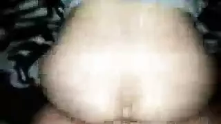 ربة منزل أنيقة تحصل على إنهاء مفاجئ على الوجه