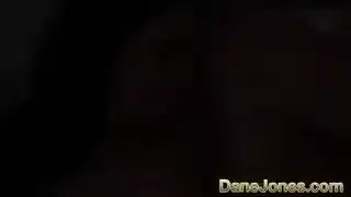 ياباني ينيكها ويقذف في كيما عدة مرات دون توقف