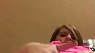 متعة بجهاز اهتزازي تليها محادثة هاتفية صريحة مع زوجها