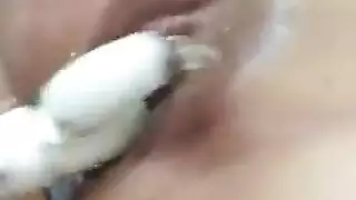 مهبل وشرج وقضيب في الحركة