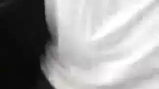 حبيبة سمراء ممتلئة الجسم تحصل على جلسة ضخ قاسية في مهبلها المبلل