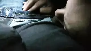 تسجيل سري لجنس xxx وحشي بلا حواجز
