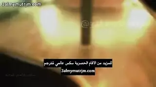 تحقيق خيال جنسي صريح بين الأم والابن بدقة عالية