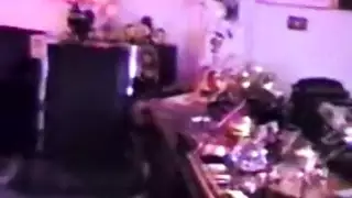 طبيب بلا حياء يصور نفسه وهو يضاجع مرضى منحنيات في العيادة