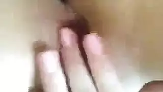 المصفقون قرنية لمس بعضهم البعض