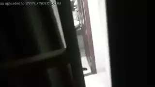 ادخال قضيب اصطناعي بالكامل