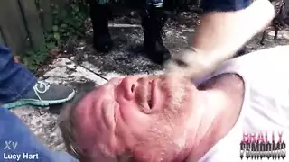 يشاهد زوجتهو وهيا تخونه فيلم مترجم ويلاحقوها بلعربية