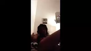 سكرتيرة بتنيك مديرتها
