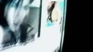 سر الجمعية النسائية: طالبات تستمني في المكتبة